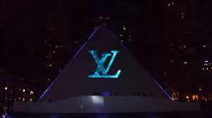 dubai-vuitton-01_plessi_matthias-schnabel